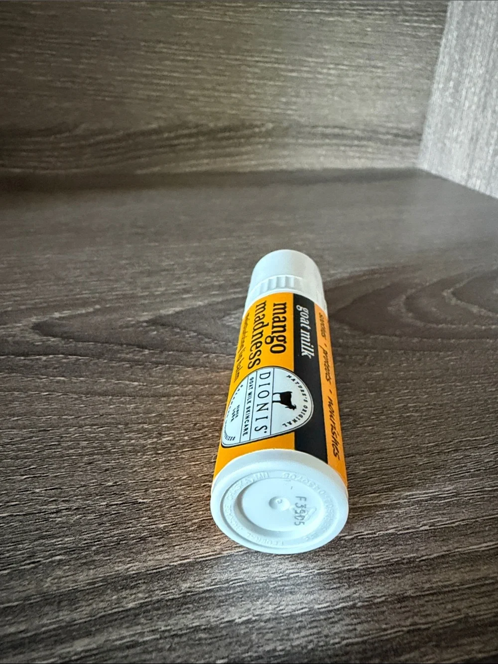 ❤️$4 NWT Dionis Mango Madness Lip Balm .28oz